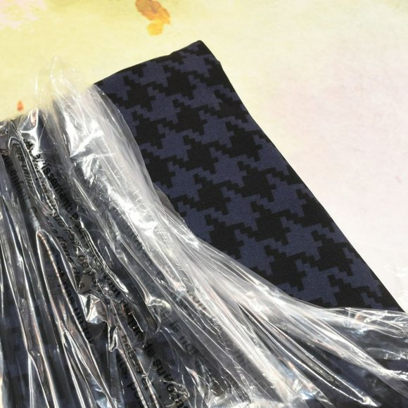 Houndstooth Cropped Ankle Pants Classic Stretch Fabric Womens Size 20 Blue Black - Picture 3 of 6